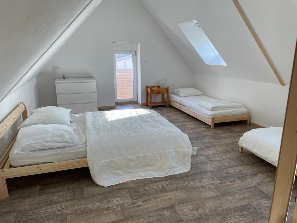 Charmante Maison A Deux Pas De La Mer Gouville-sur-Mer Exterior foto