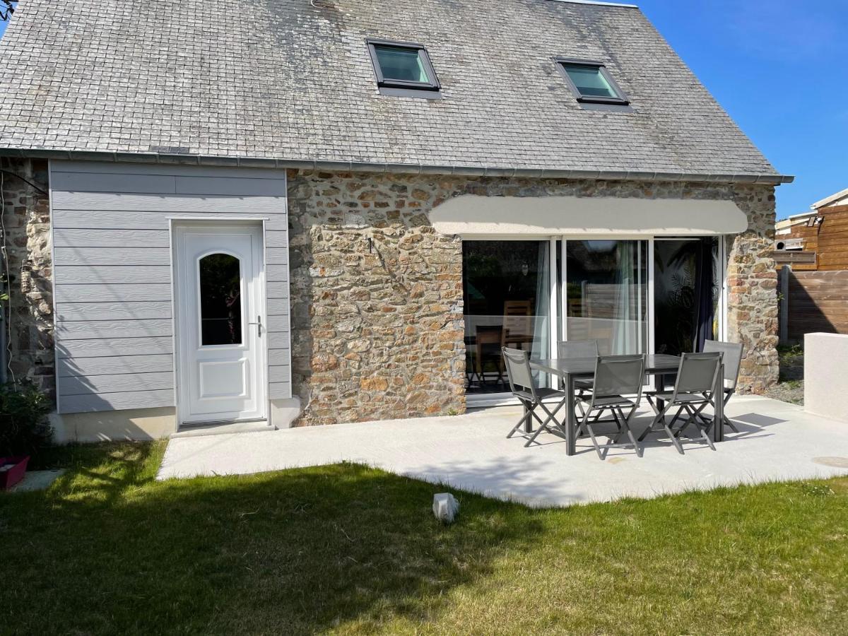 Charmante Maison A Deux Pas De La Mer Gouville-sur-Mer Exterior foto